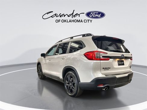 Used 2023 Subaru Ascent Onyx Edition Limited image 6