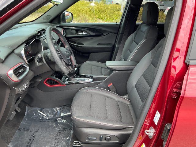Used 2023 Chevrolet TrailBlazer RS FWD image 9