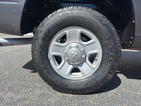 Used 2018 RAM 3500 Tradesman w/ Power & Remote Entry Group RWD image 8