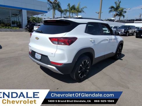 Certified 2023 Chevrolet TrailBlazer LT w/ Convenience Package FWD image 8