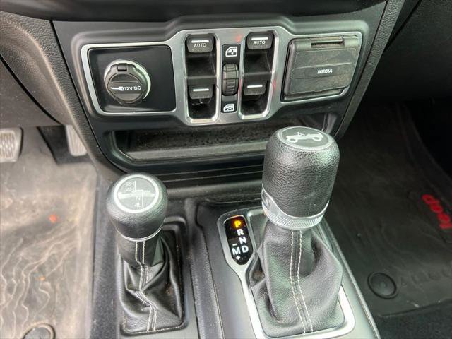 Certified 2019 Jeep Wrangler Unlimited Sahara AWD/4WD image 17