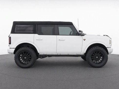 Used 2023 Ford Bronco Badlands AWD/4WD image 8