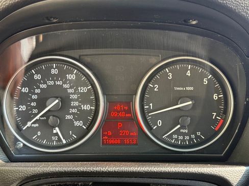 Used 2011 BMW 328i xDrive Sedan image 14