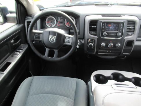 Used 2016 RAM 1500 Tradesman w/ Popular Equipment Group image 13