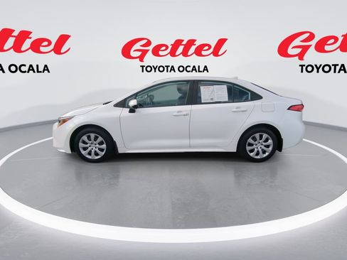 Used 2020 Toyota Corolla LE image 5