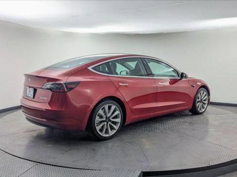 Used 2020 Tesla Model 3 Performance image 8