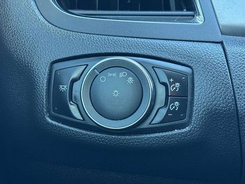 Used 2013 Ford Edge Sport w/ Vision Pkg image 27