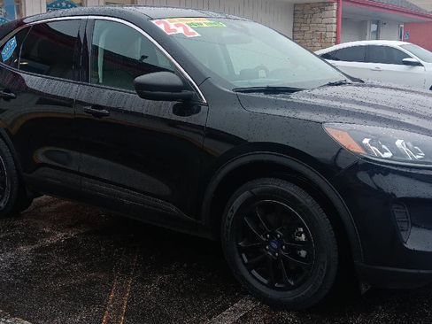 Used 2022 Ford Escape SE w/ Convenience Package image 3