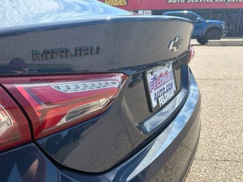 Used 2022 Chevrolet Malibu LT FWD image 33