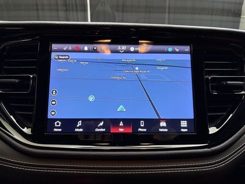 Used 2022 Dodge Durango SRT AWD/4WD image 17