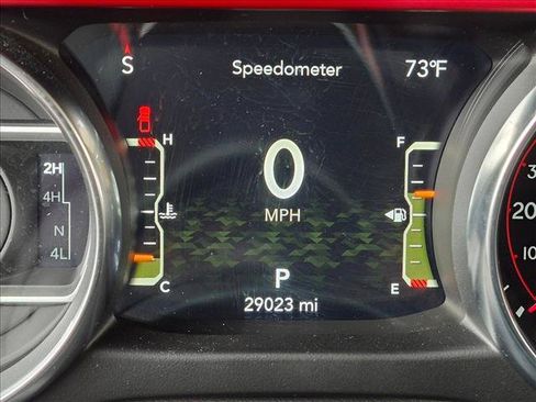 Used 2022 Jeep Gladiator Rubicon AWD/4WD image 9
