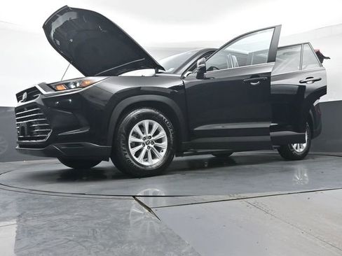 Used 2024 Toyota Grand Highlander XLE image 52