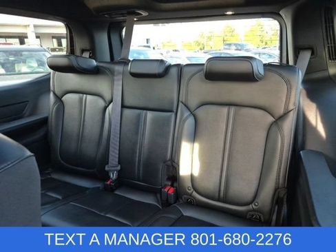 Used 2023 Jeep Wagoneer Series II w/ Premium Group I AWD/4WD image 22