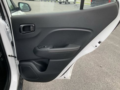 Used 2024 Hyundai Venue Limited FWD image 55