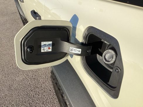 New 2025 Ford Bronco Big Bend image 18