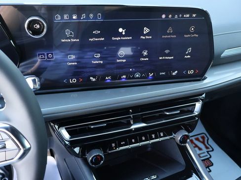 New 2026 Chevrolet Traverse LT w/ Driver Confidence Package FWD image 21