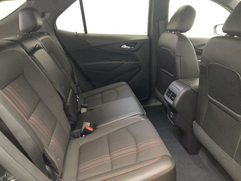 Used 2022 Chevrolet Equinox RS FWD image 19