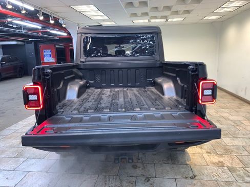 Used 2021 Jeep Gladiator Mojave AWD/4WD image 8