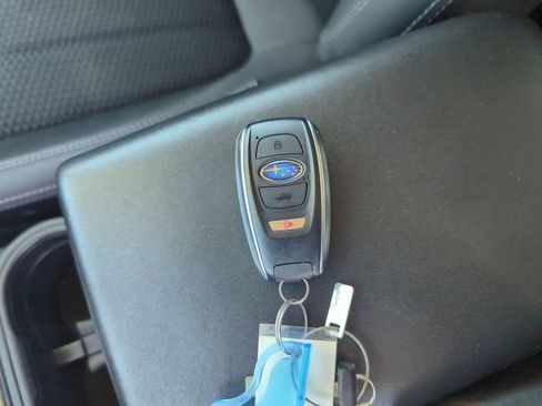 Used 2023 Subaru Forester Premium AWD/4WD image 36