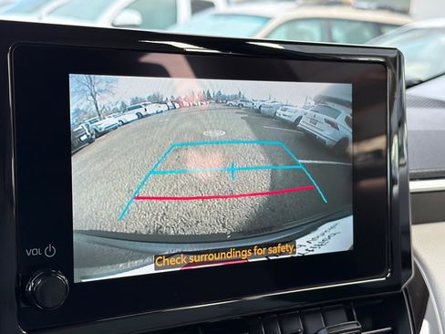 Certified 2025 Toyota Corolla Cross L image 19