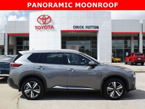 Used 2023 Nissan Rogue SL w/ SL Premium Package image 1