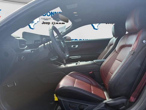 Used 2024 Ford Mustang GT Premium RWD image 11