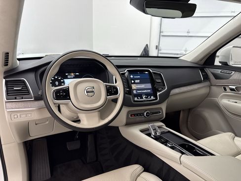 Used 2022 Volvo XC90 T8 Inscription AWD/4WD image 23