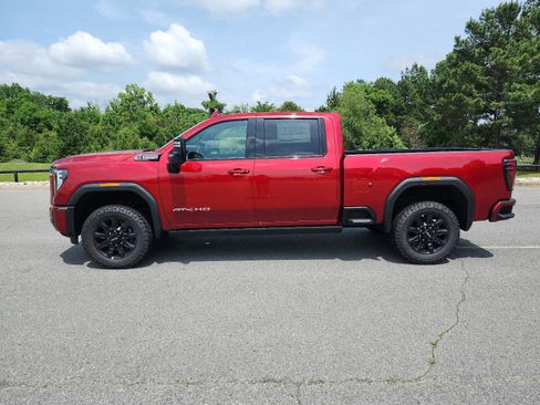 Used 2026 GMC Sierra 2500 AT4 w/ AT4 Premium Plus Package AWD/4WD image 2