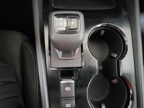 Used 2023 Nissan Rogue SV FWD image 18