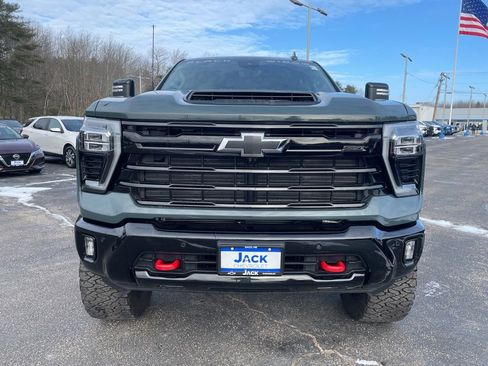 Used 2025 Chevrolet Silverado 2500 LTZ w/ Trail Boss Package image 2