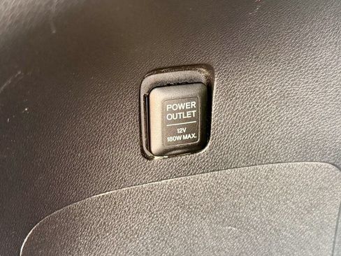 Used 2016 Honda Pilot Elite image 18