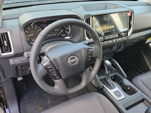 New 2026 Nissan Frontier SV w/ All-Weather Content Package AWD/4WD image 21