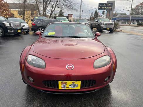 Used 2006 MAZDA MX-5 Miata Grand Touring w/ Premium Pkg image 8