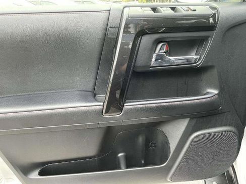 Used 2024 Toyota 4Runner TRD Off-Road Premium image 16