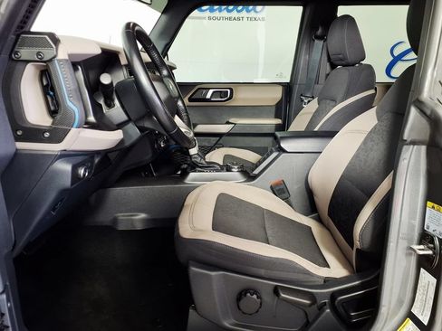 Used 2022 Ford Bronco Wildtrak AWD/4WD image 7