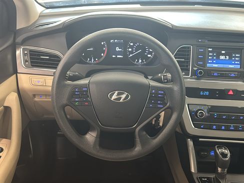 Used 2015 Hyundai Sonata Sport FWD image 12