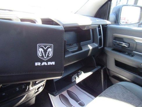 Used 2018 RAM 1500 Big Horn image 30