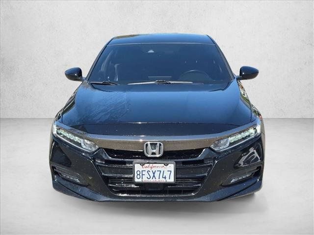 Used 2018 Honda Accord Sport image 2