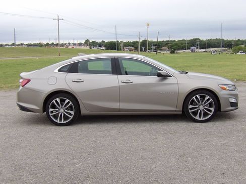 Used 2024 Chevrolet Malibu LT FWD image 5