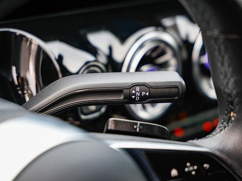 Certified 2026 Mercedes-Benz GLA 250 image 19