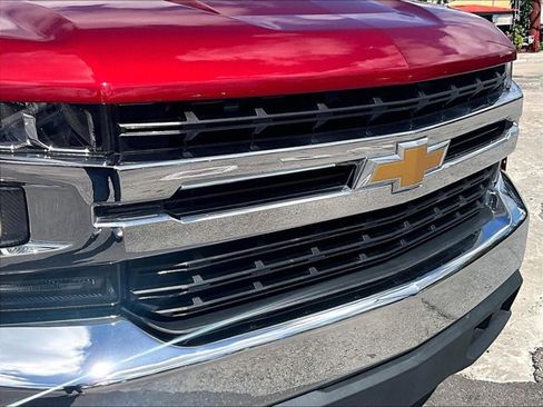 Used 2021 Chevrolet Silverado 1500 LT image 30