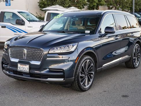 Certified 2023 Lincoln Aviator Reserve w/ Equipment Group 201A image 7