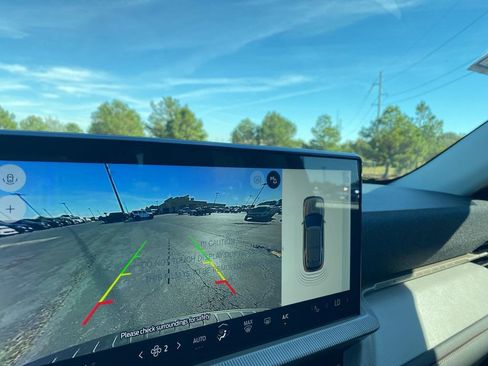 New 2025 Ford Explorer Active w/ Active Comfort Package image 24