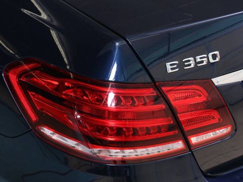 Used 2016 Mercedes-Benz E 350 Sedan image 22