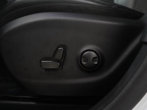 Used 2022 Jeep Cherokee Latitude w/ Sun & Sound Group image 23