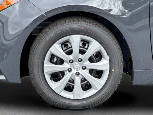 New 2026 Toyota Corolla LE FWD image 28
