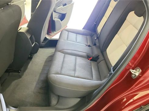Used 2024 Chevrolet Trax LS w/ LS Convenience Package FWD image 33