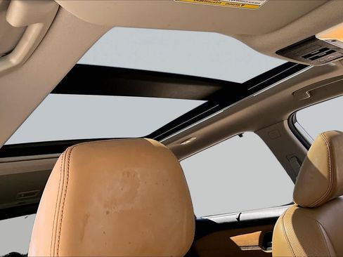 Used 2021 Nissan Rogue Platinum FWD image 14