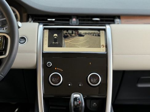Used 2023 Land Rover Discovery Sport S image 46