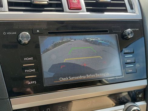 Used 2017 Subaru Outback 2.5i Premium image 31